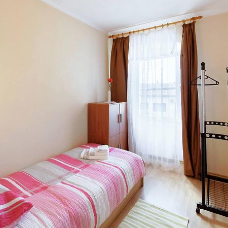 Apartments Viola By Rent Istria Momjan Экстерьер фото