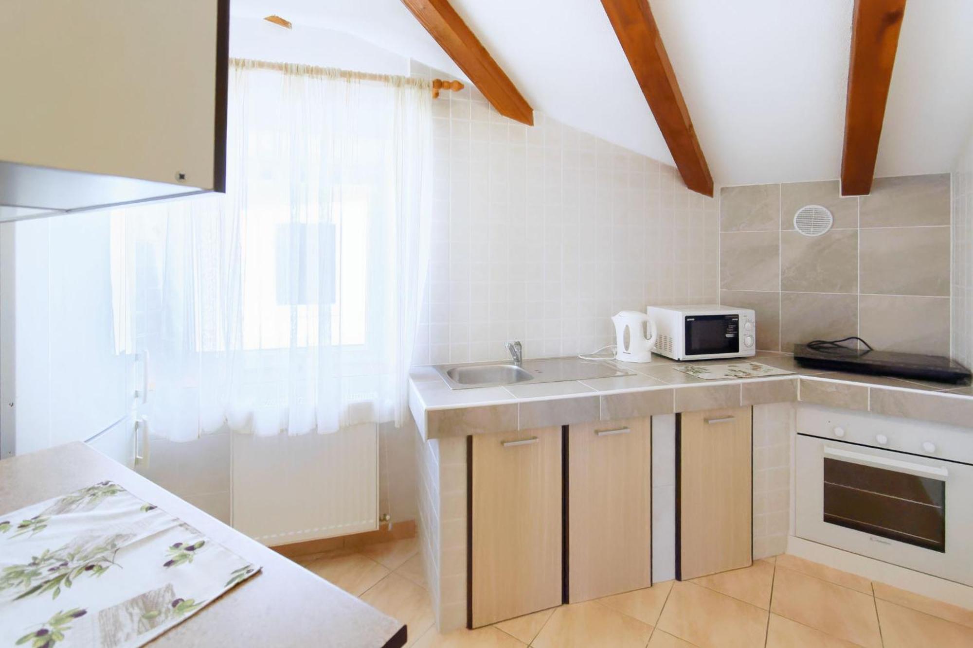 Apartments Viola By Rent Istria Momjan Экстерьер фото