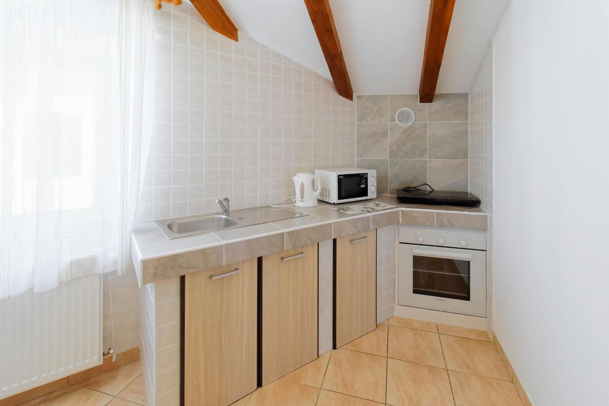 Apartments Viola By Rent Istria Momjan Экстерьер фото